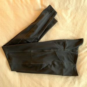 Girlfriend Collective Black Leggings with Pockets